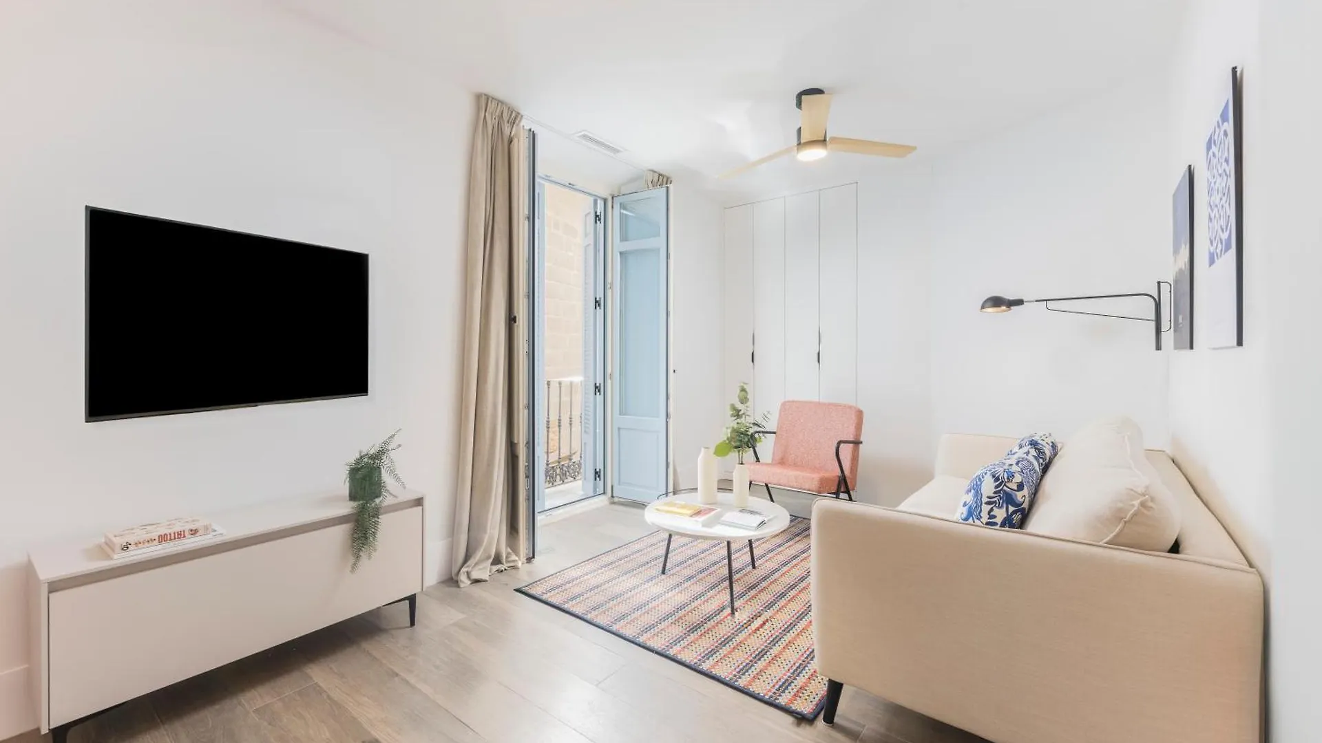 Homeclub Central Flat Near Picasso Museum II Malaga Spain